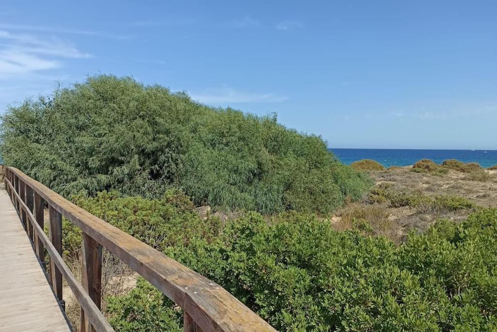 Bungalow En Primera Linea Del Mar Arenales del Sol Zewnętrze zdjęcie